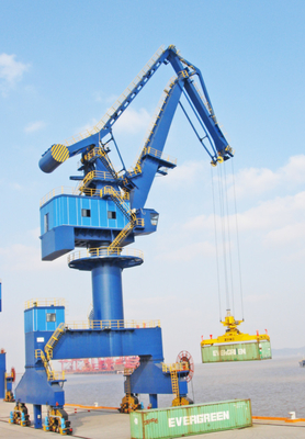 Marine Floating Boat Dock Crane With Kinds Of Bucket